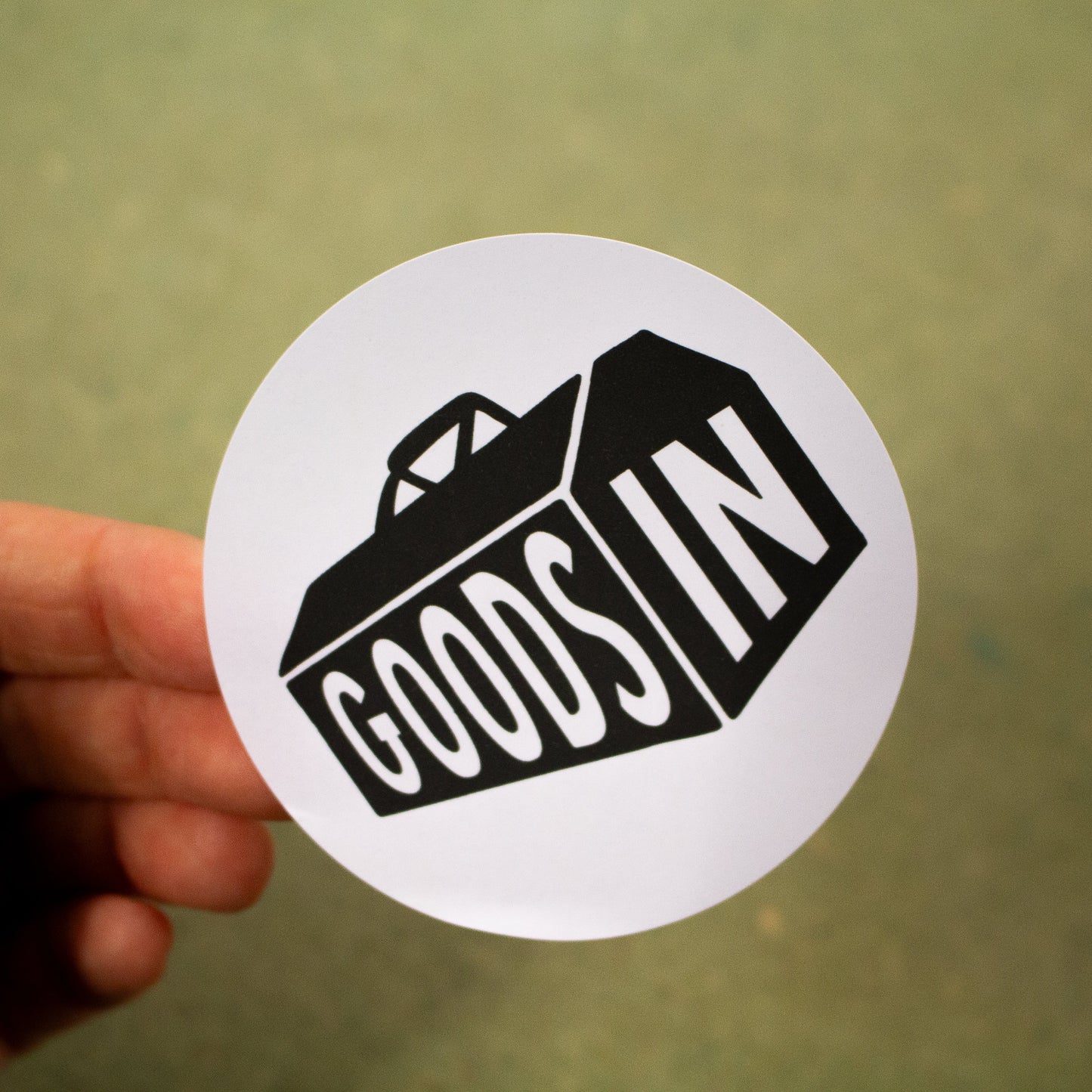 PAPER LABELS ON A ROLL