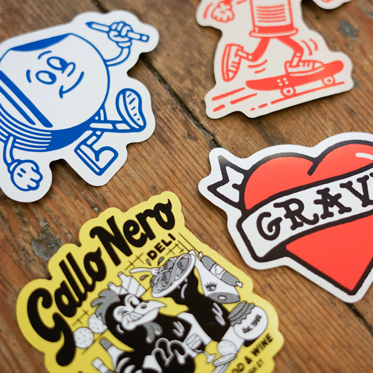 CUSTOM SHAPED MAGNETS